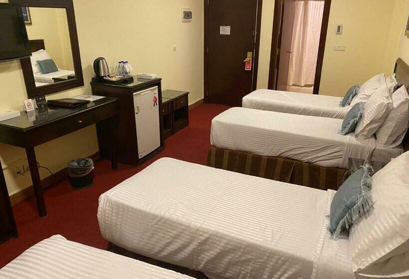 Номер Стандарт Трехместный, Plaza Inn Ohud