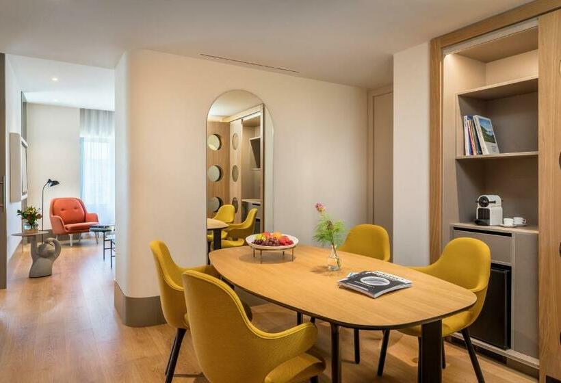 سوییت, Barcelo Torre De Madrid