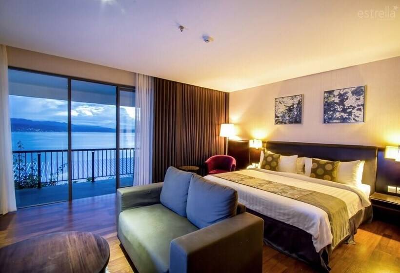 Полулюкс Вид на Море, Estrella Hotel & Conference
