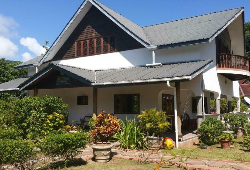 اتاق استاندارد, Le Relax Self Catering