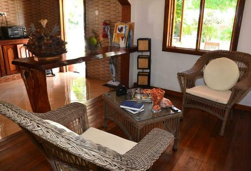 اتاق استاندارد, Le Relax Self Catering