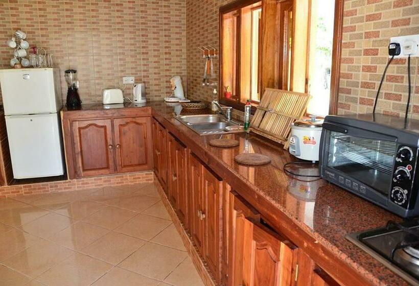 اتاق استاندارد, Le Relax Self Catering