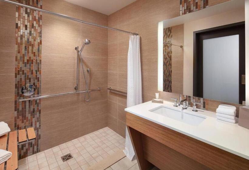 Номер Стандарт, The Westin Buffalo