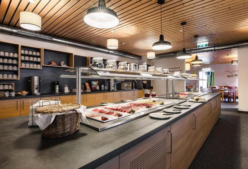 Четырехместный Номер Стандарт, Jufa Hotel Schladming