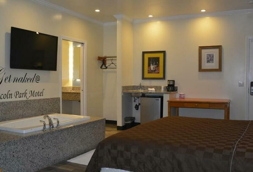 جناح, Lincoln Park Motel