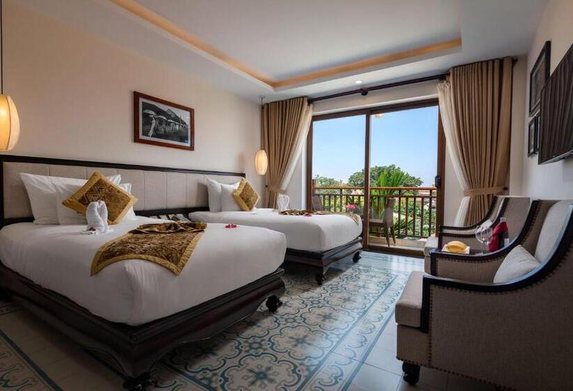 带阳台精选间, Silkotel Hoi An