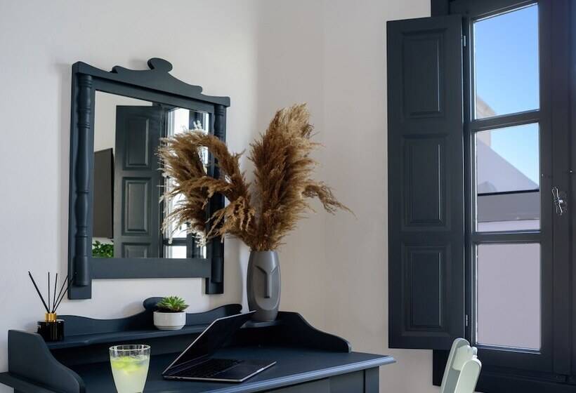 Полулюкс, Firalia, Casa In Rock Suites