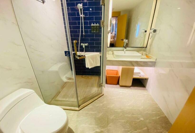 Номер Премиум, Kyriad Marvelous Hotel Shantou Railway Station