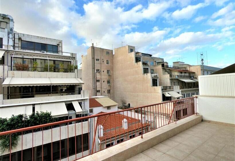 Номер Стандарт, Achillion Hotel Piraeus