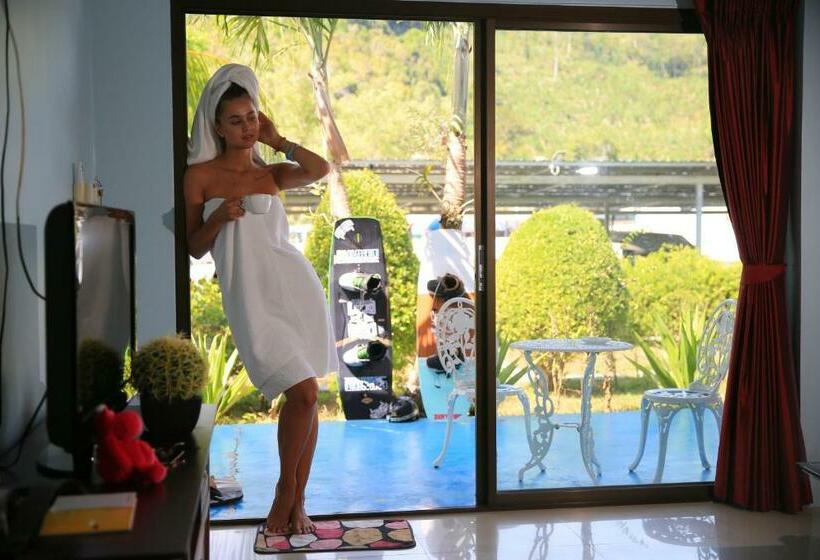 اتاق لوکس, Phuket Wake Park