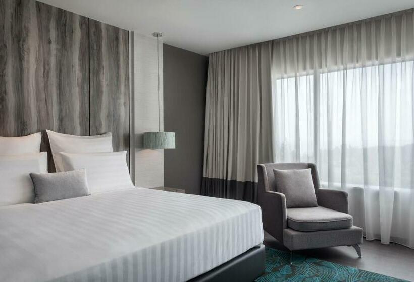 수피리어 룸 도시 전망, Pullman Miri Waterfront