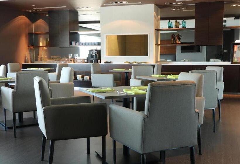 프리미엄 룸, Pullman Miri Waterfront