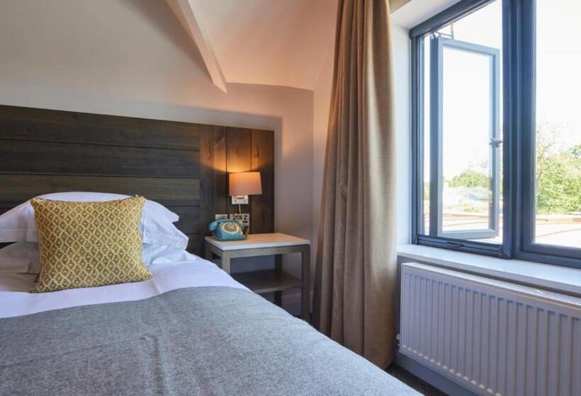 Номер Стандарт, The Swan, Streatley, Berkshire