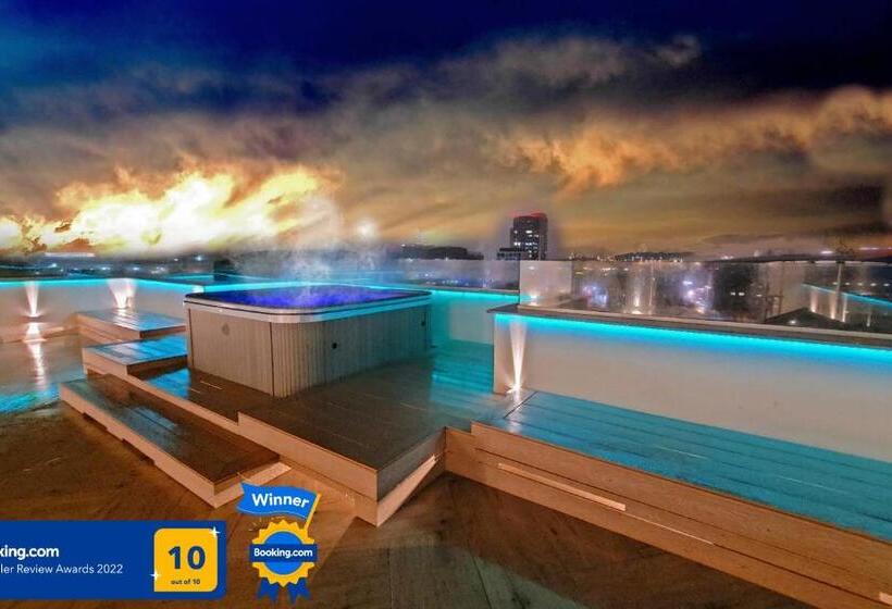 سوئیت با تخت بزرگ, Terrace Suites Iasi
