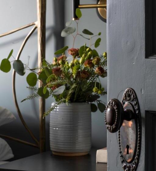 Семейное Бунгало, The Craft House Inn