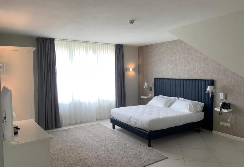 Полулюкс Вид на Сад, Palma Mysuite Lago Di Garda