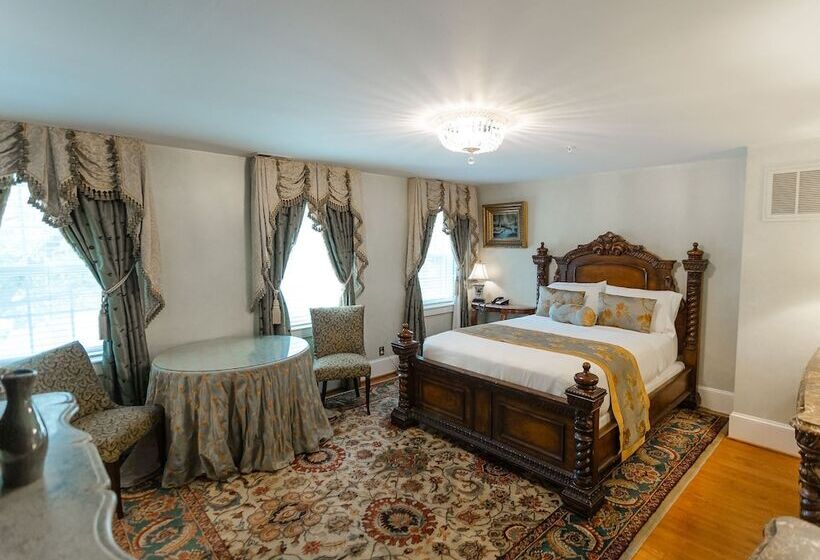 スタンダードルーム, 1840s Carrollton Inn