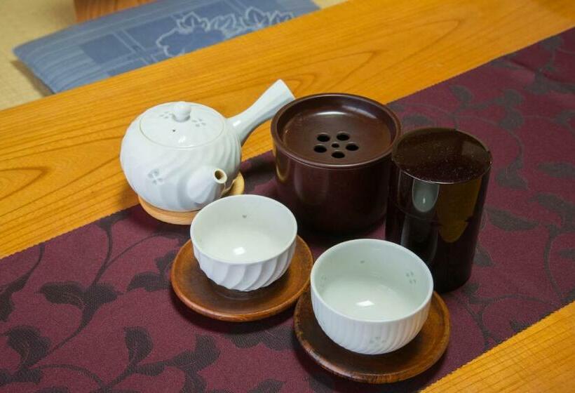 공동 객실, Mizu No Kaori