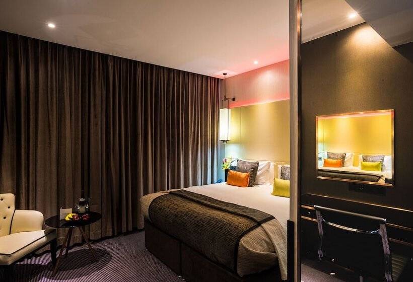 Номер Клуб, Montcalm Royal London House, London City