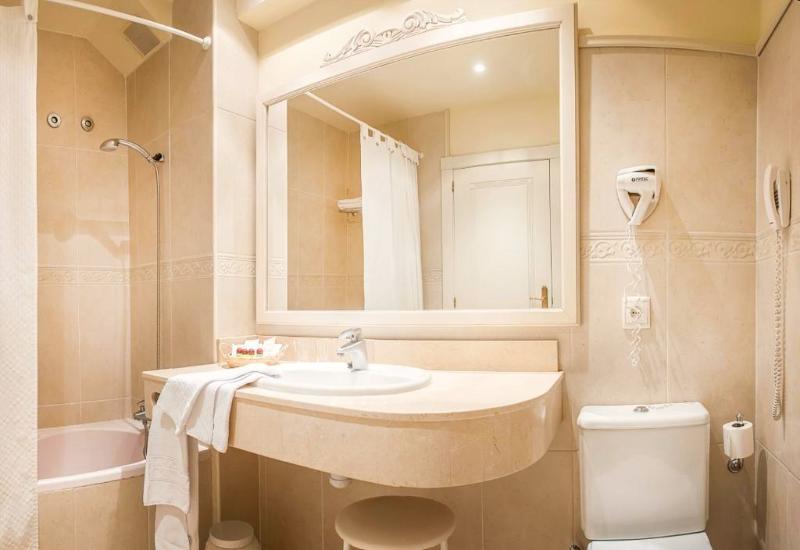 Полулюкс, Montcalm Royal London House, London City