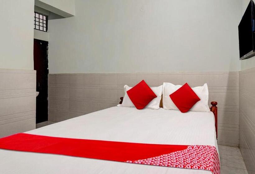 Трехместный Номер Классика, Oyo Flagship Sri Sai Lodge