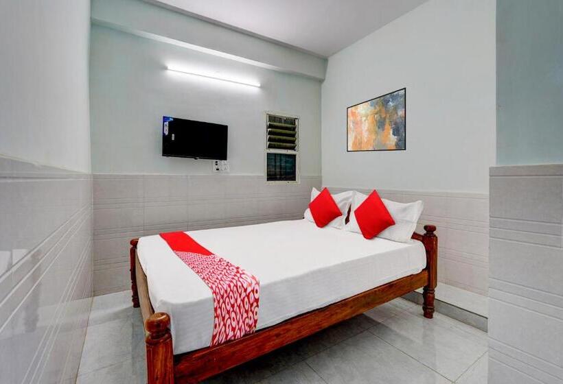 Трехместный Номер Классика, Oyo Flagship Sri Sai Lodge