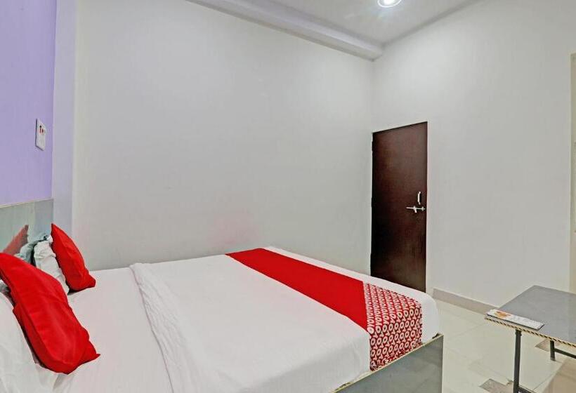 Трехместный Номер Классика, Oyo Flagship Holiday Banaras Stay