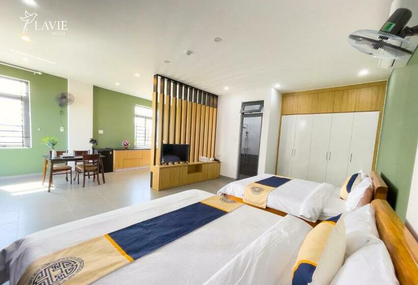 اتاق لوکس خانوادگی, Khách Sạn Lavie Hotel Quảng Ngãi
