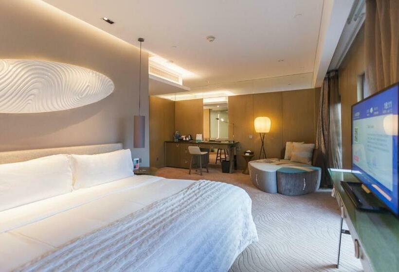 Номер Клуб Кровать Кинг, Le Meridien Qingdao West Coast