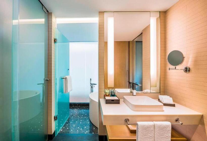 Номер Клуб Кровать Кинг, Le Meridien Qingdao West Coast