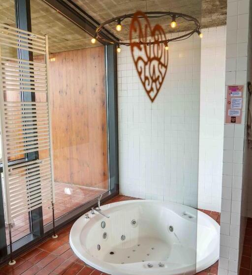 Люкс Кровать Кинг, Suites Niditas