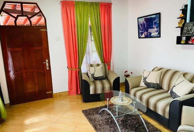 Apartamento 1 Dormitório com Sacada, Antonio Transit Katunayake