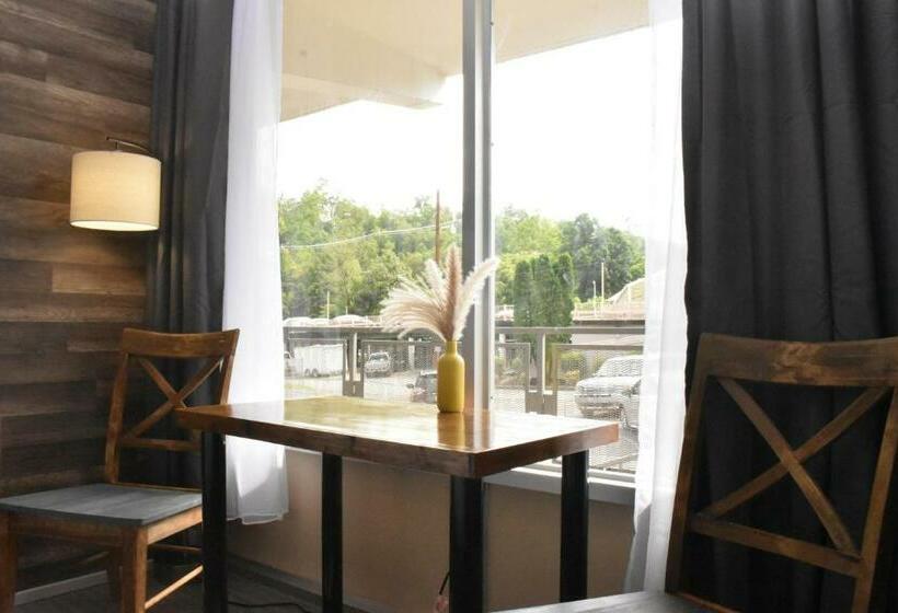 اتاق استاندارد, Timber Ridge Lodge Gatlinburg