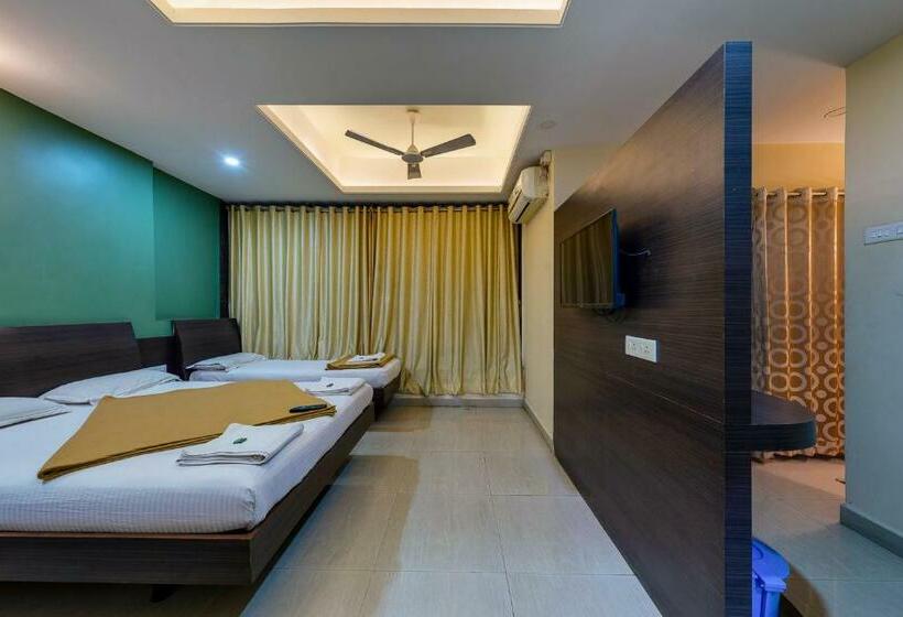 Номер Стандарт Трехместный, Radhakrishna Couple Friendly