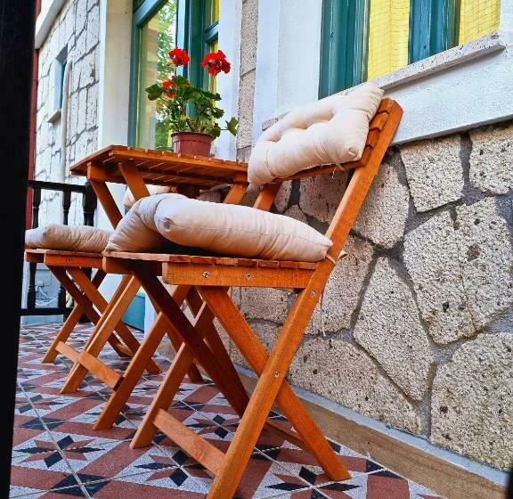 آپارتمان 1 خوابه با چشم‌انداز باغ, Paradise İmroz Butik Otel