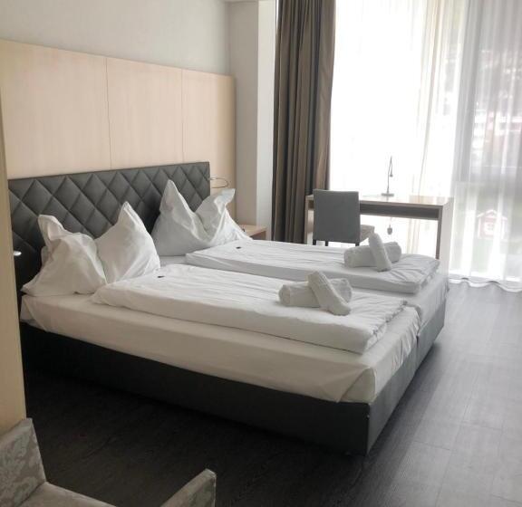 Студия Deluxe, Los Lorentes Hotel Bern Airport
