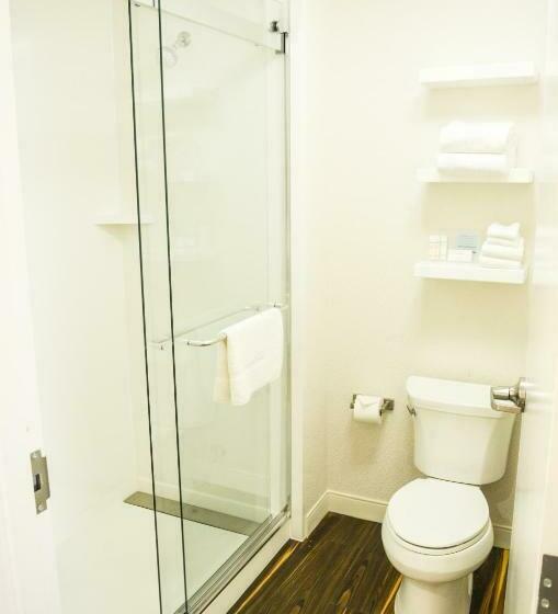 스탠다드 스튜디오, Hampton Inn & Suites Richmond  Downtown