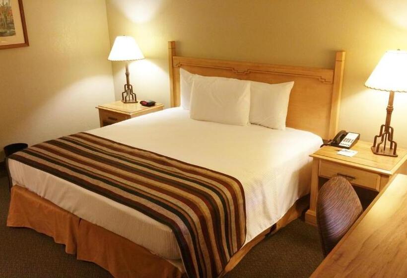 Стандартный Номер Кровать Кинг, Pearl On The Concho Surestay Collection By Best Western