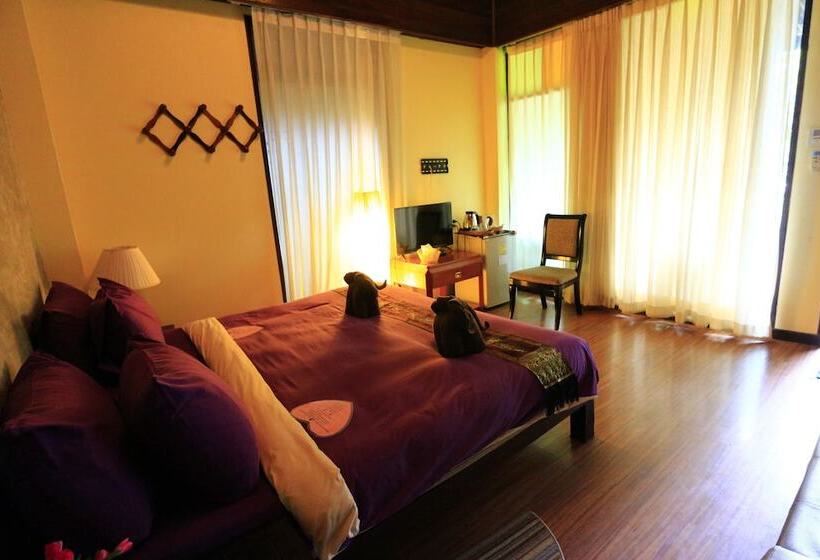 اتاق لوکس با چشم‌انداز باغ, White Sand Beach Resort