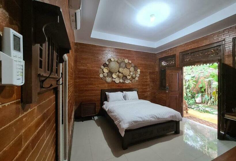 Номер Deluxe, La Tavisa Hotel Borobudur