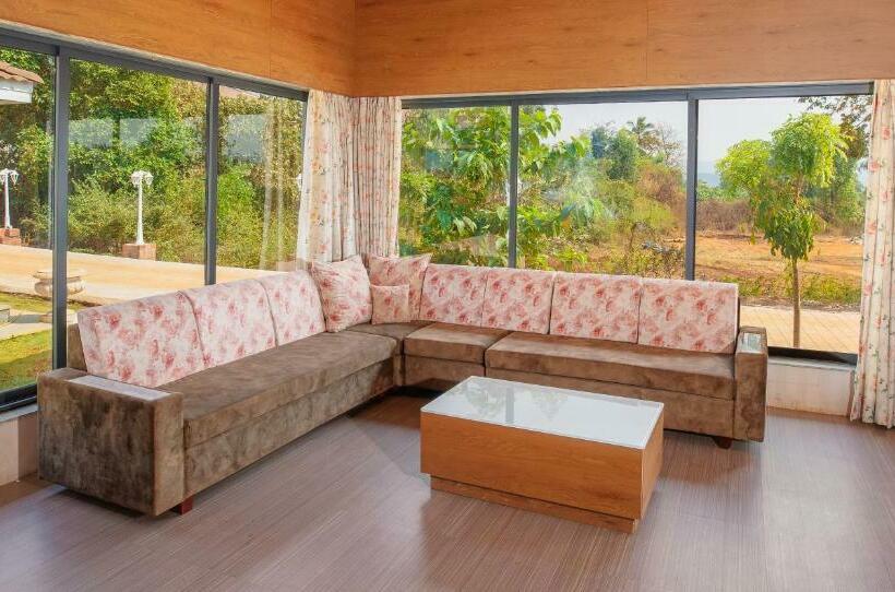 Люкс, Urmilaa Green County Resort 35 Km From Kolhapur