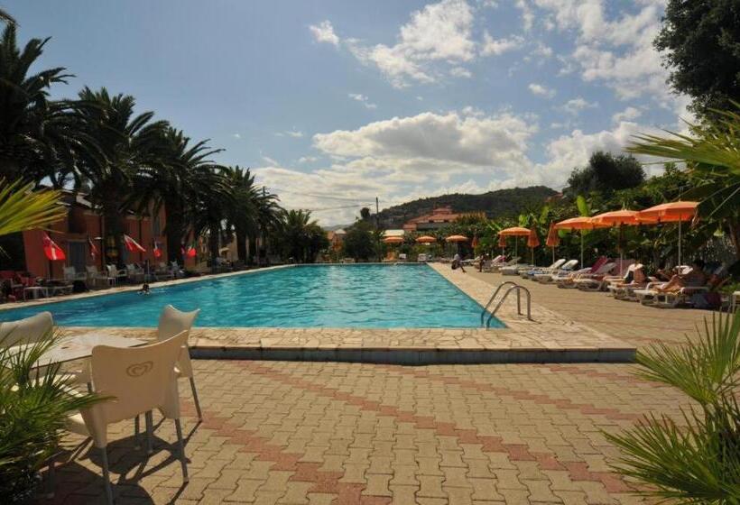 Апартаменты 1 Спальня Вид на Море, Al Borgo Village
