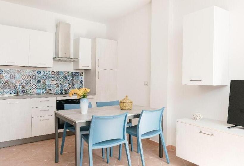 Апартаменты 1 Спальня с Террасой, Corte Dei Fiori Acquaviva Apartments