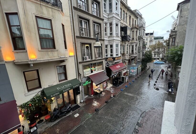 标准间, Taksim Eymen Palace