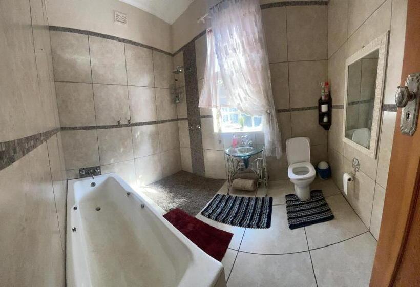 Номер Deluxe, Heidelberg Central B&b