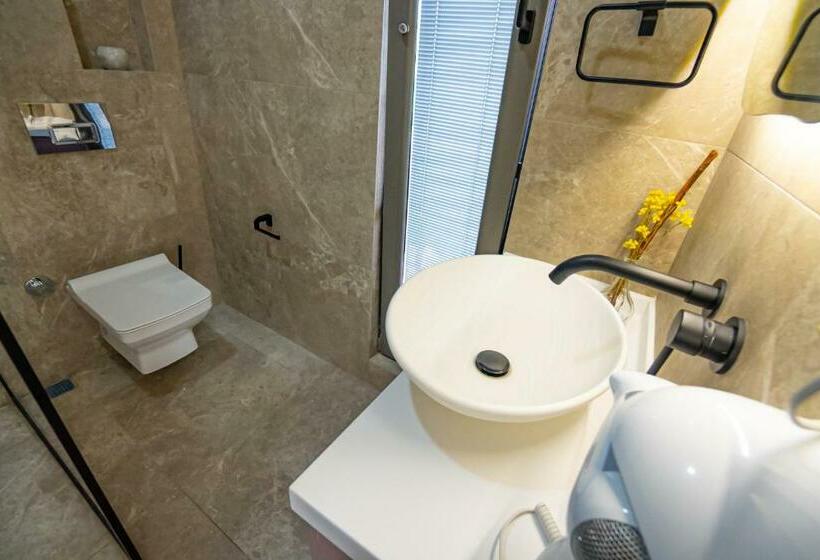 Номер Стандарт Вид на Бассейн, Cirali Hestia Lodge