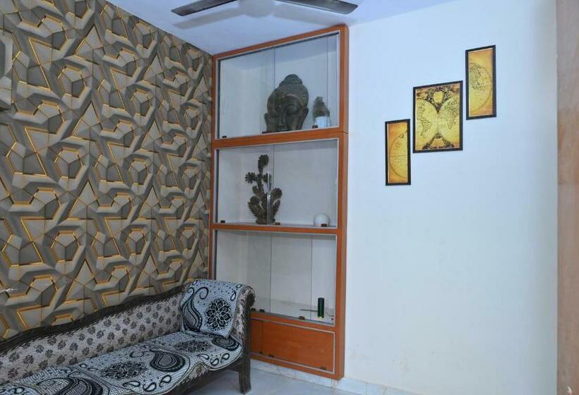 Люкс Повышенной Комфортности, Privyrooms