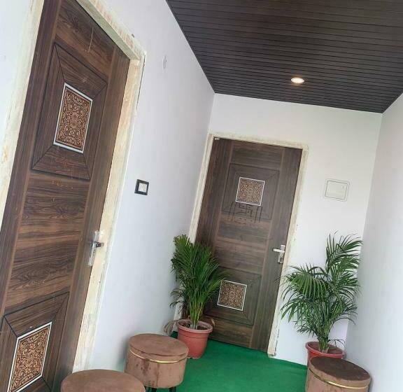 Номер Deluxe, Privyrooms