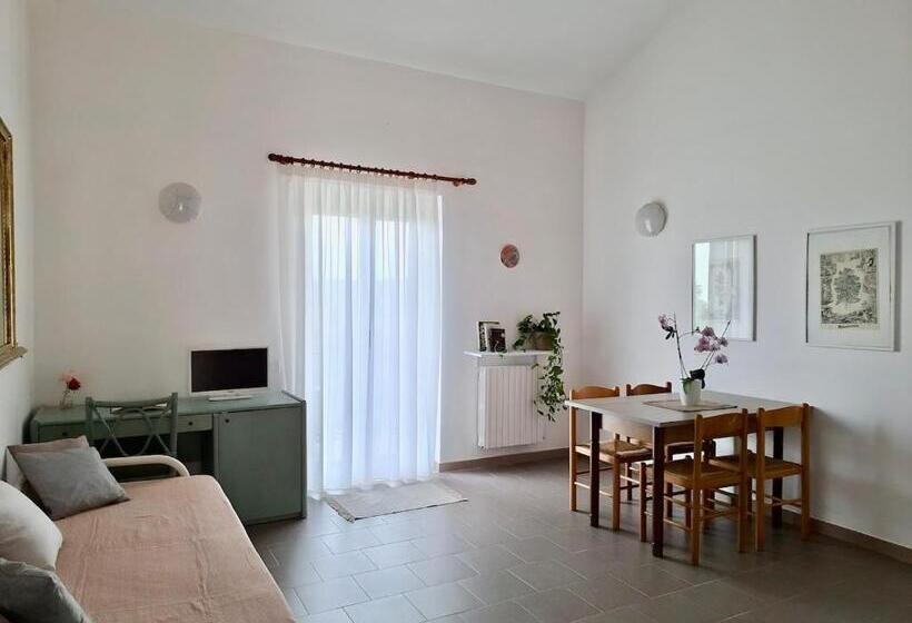 آپارتمان 1 خوابه با چشم‌انداز دریا, Villa Amica