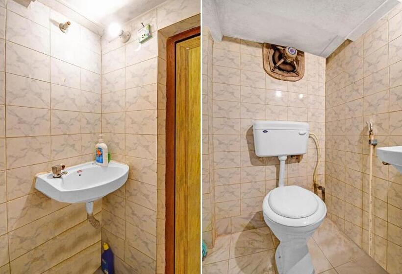 Triple Classic Room, Collection O The Mughalaes Delicacy